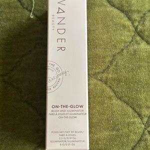 Wander Beauty On-The-Glow Blush and Illuminator